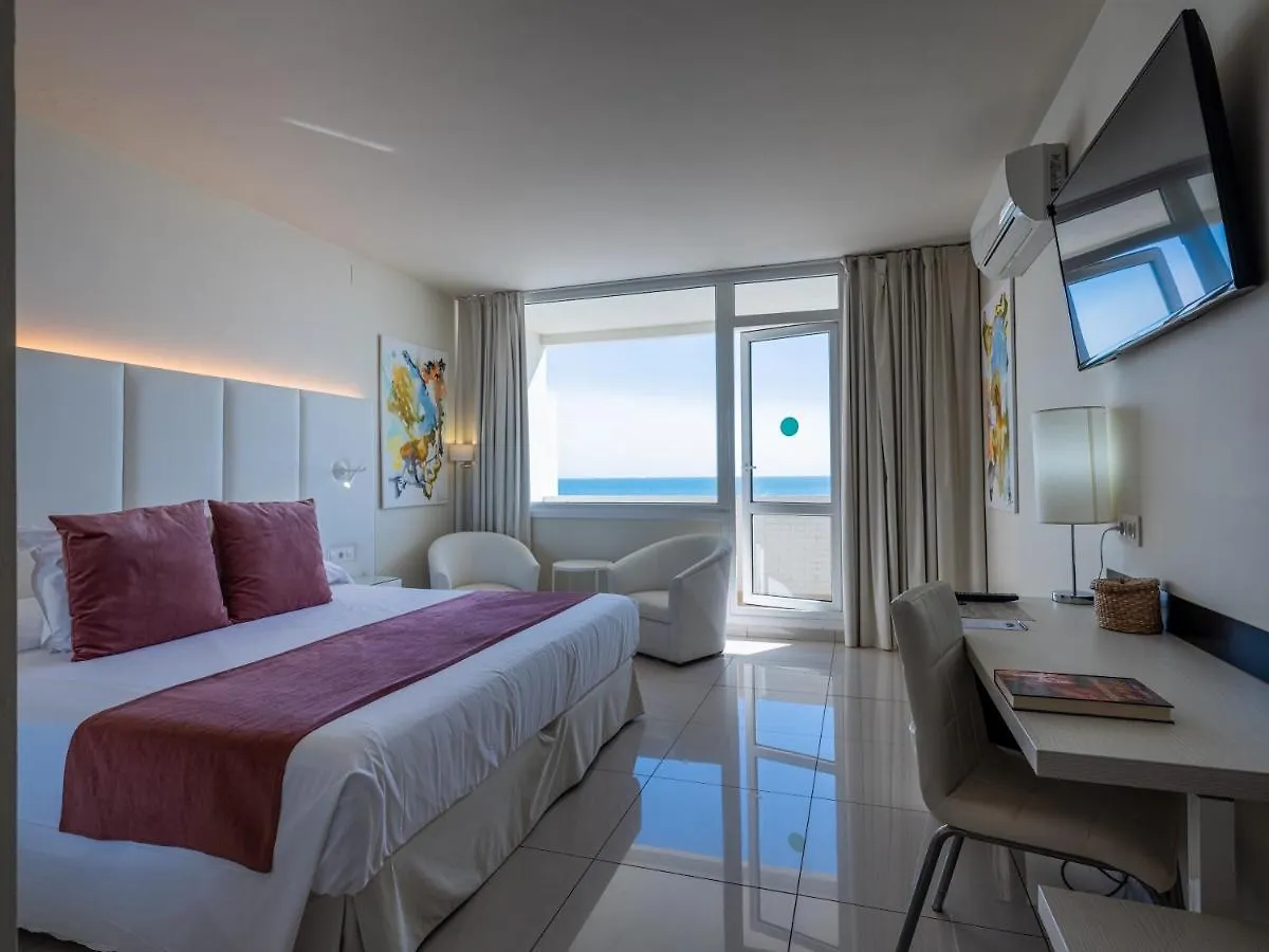 On Hotels Oceanfront Adults Designed マタラスカニャス スペイン